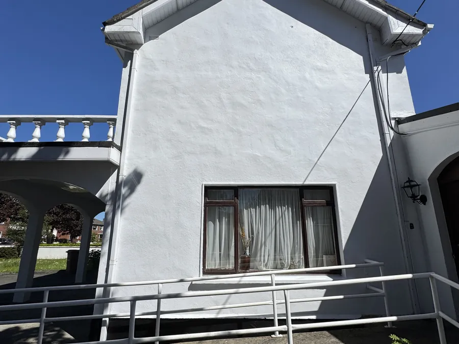 Exterior repaint in Castleknock, Dublin 15 by Original Dublin Painter