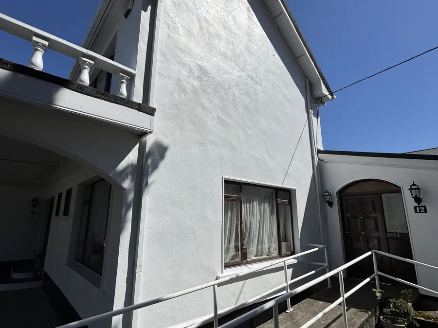 House painting in Castleknock, Dublin 15 by Original Dublin Painter